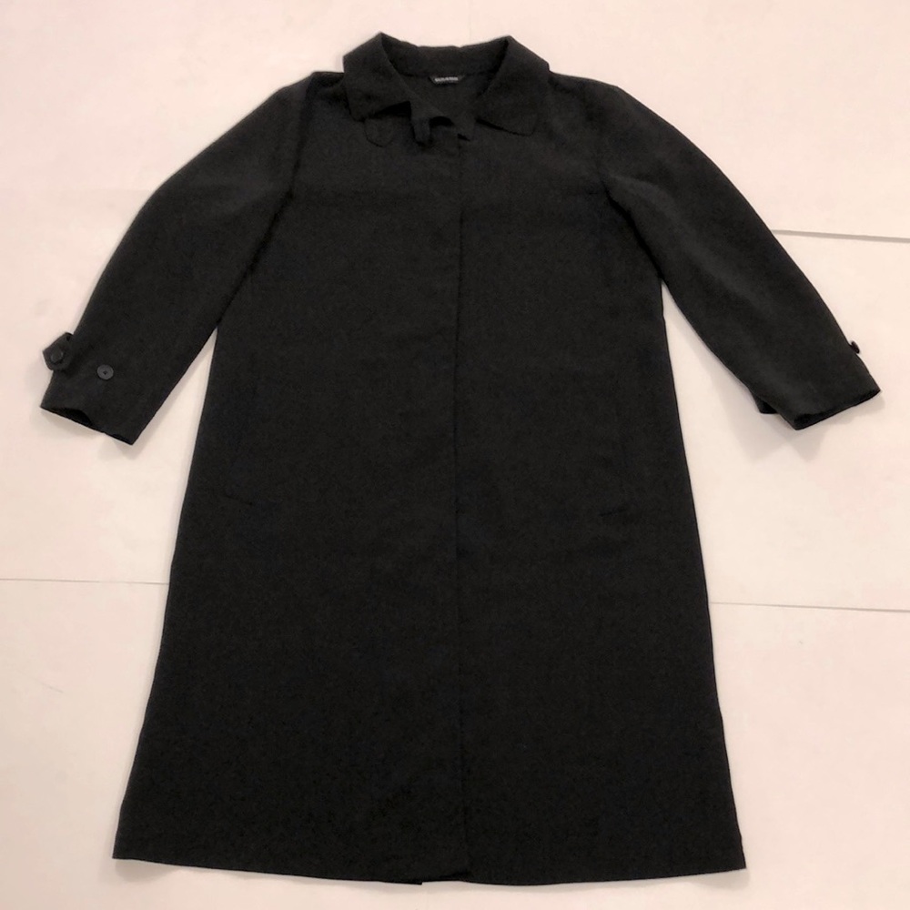 Giorgio Armani XL Black Trench Coat Adjustable collar & cuffs split hem Excellen